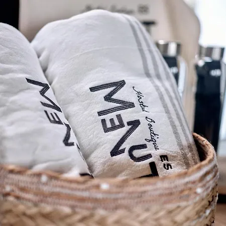 Boutique Es Menut 4*